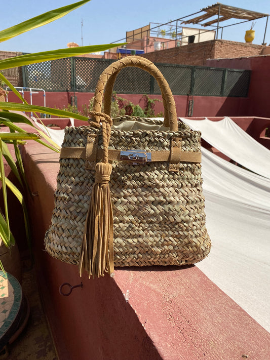 A Simple Raffia Bag